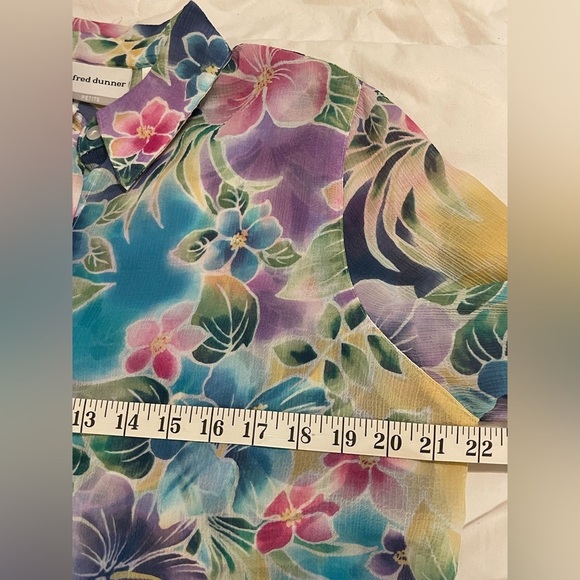 Alfred Dunner Colorful Women’s Floral Top | Size 12P - Picture 10 of 11
